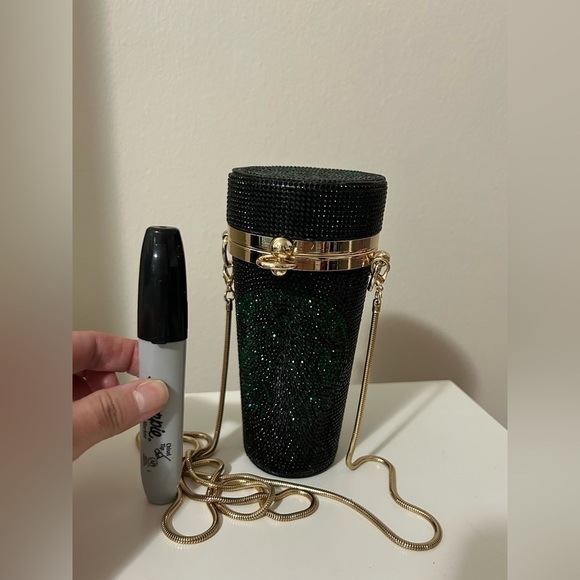 Very  rare Starbucks little purse - Picture 5 of 9